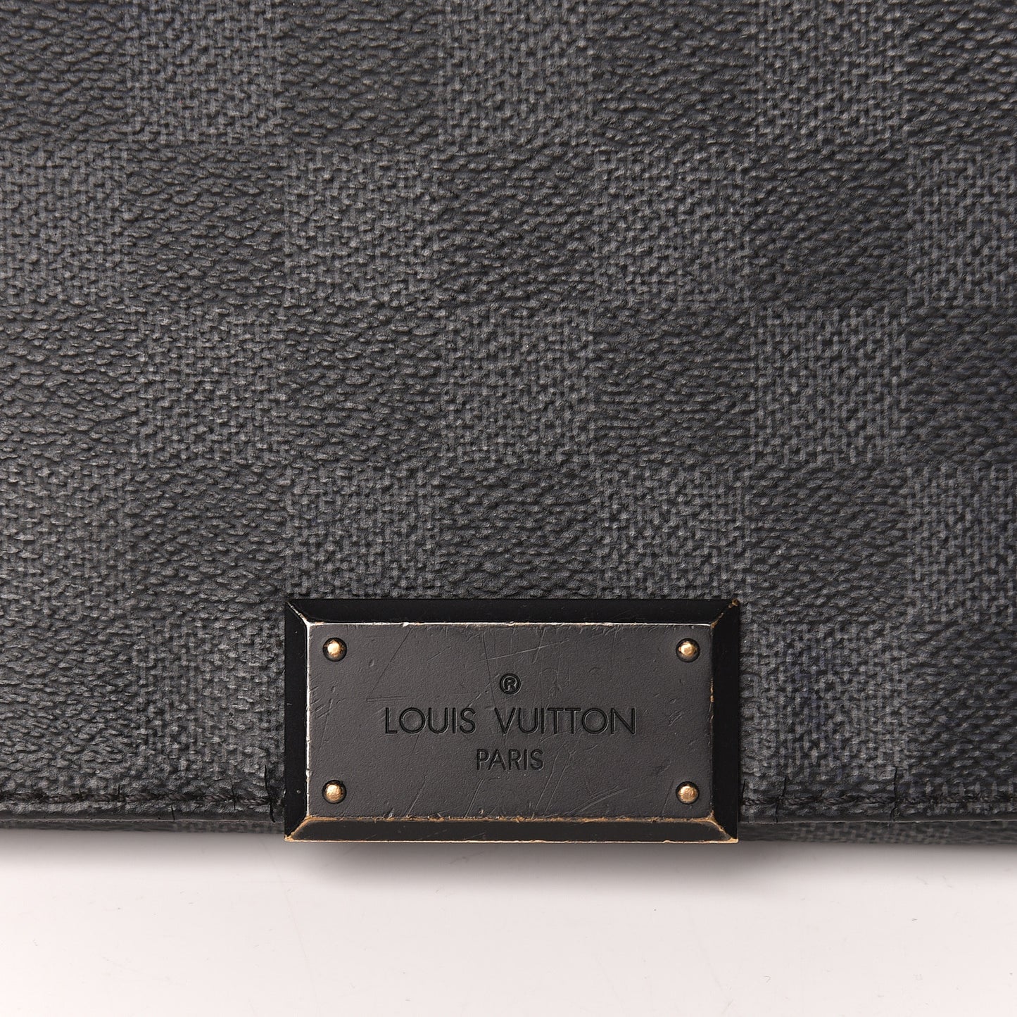 Damier Graphite District MM