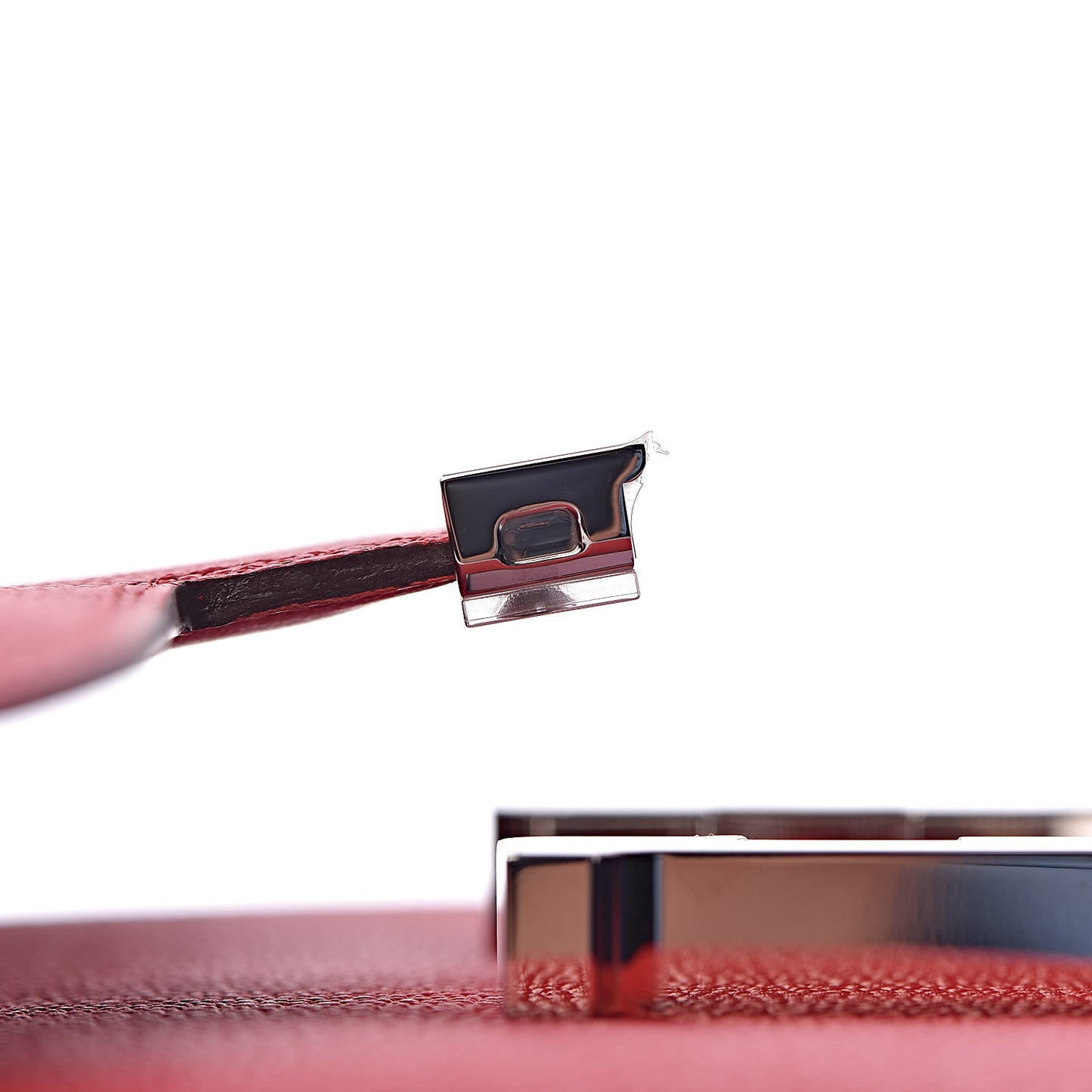 Epsom Enamel Constance 18 Rouge de Coeur Mauve Sylvestre