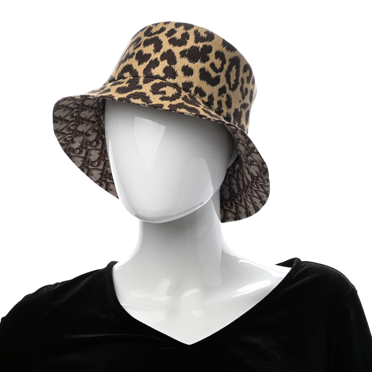 Oblique Leopard Reversible Mizza Bucket Hat 58 Beige