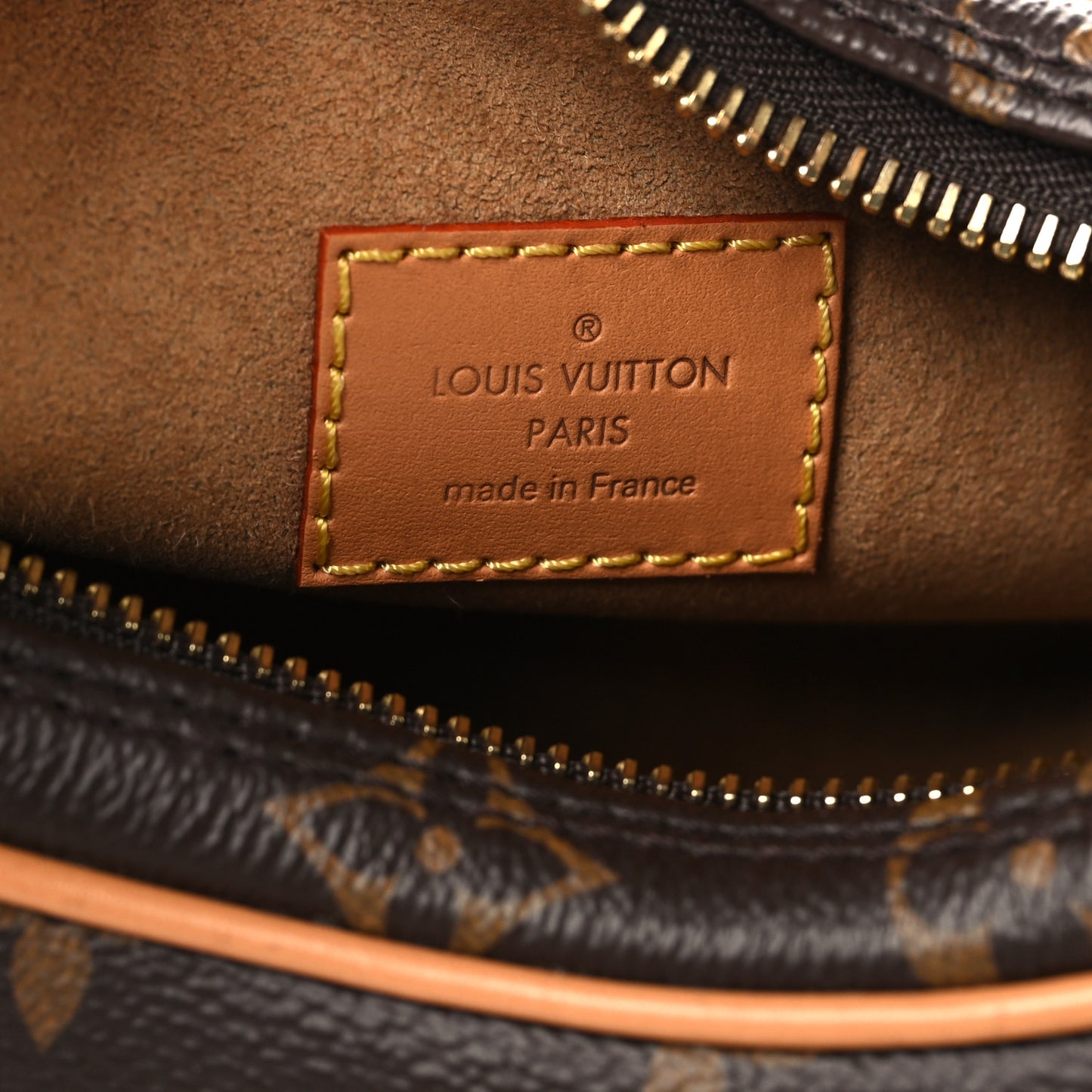 Monogram Loop