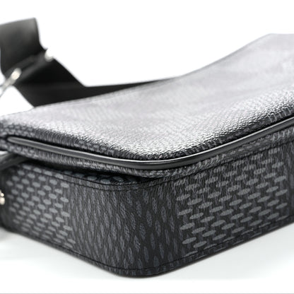 Louis Vuitton Damier Graphite 3D Trio Messenger 8 of 9