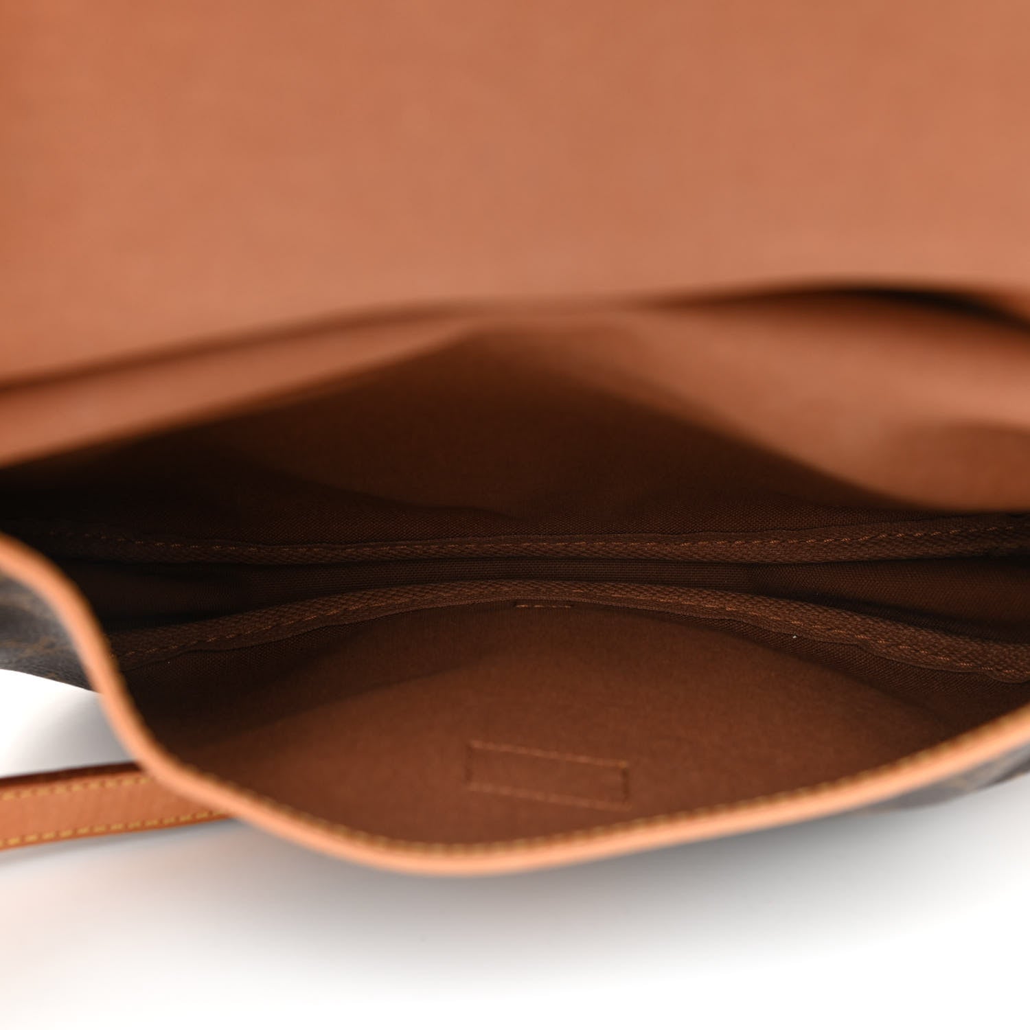 Louis Vuitton Monogram Saumur 30 4 of 11