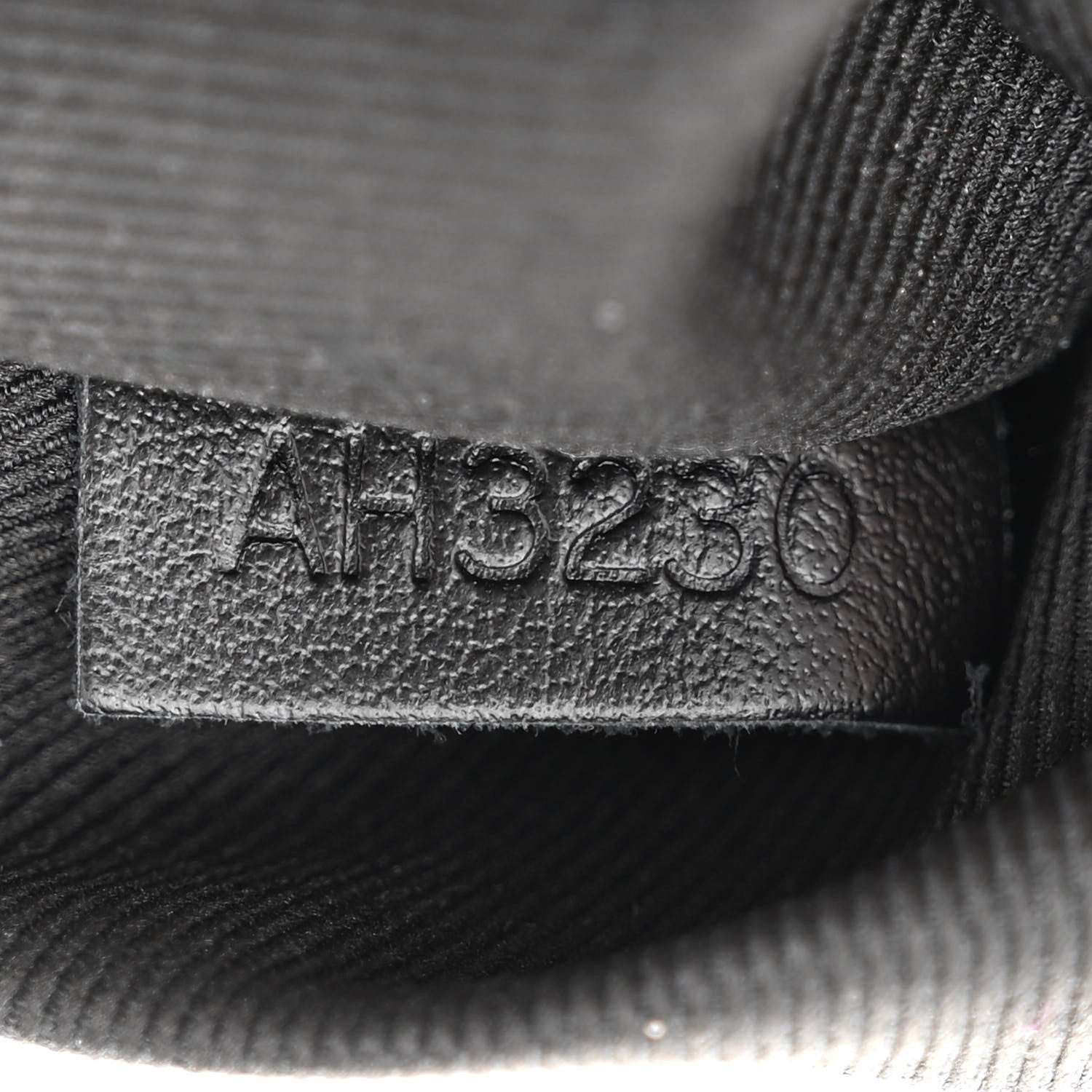 Louis Vuitton Monogram Odeon MM Black 7 of 11