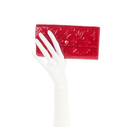Louis Vuitton Vernis Sarah Wallet Pomme D'Amour 2 of 7