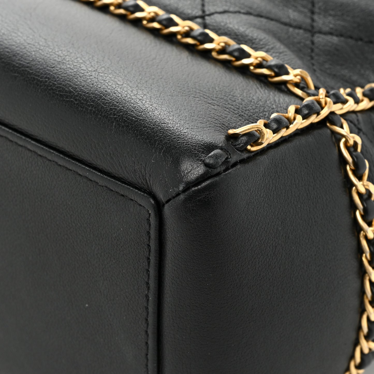 Calfskin Quilted Chain Lines Shopping Tote Black