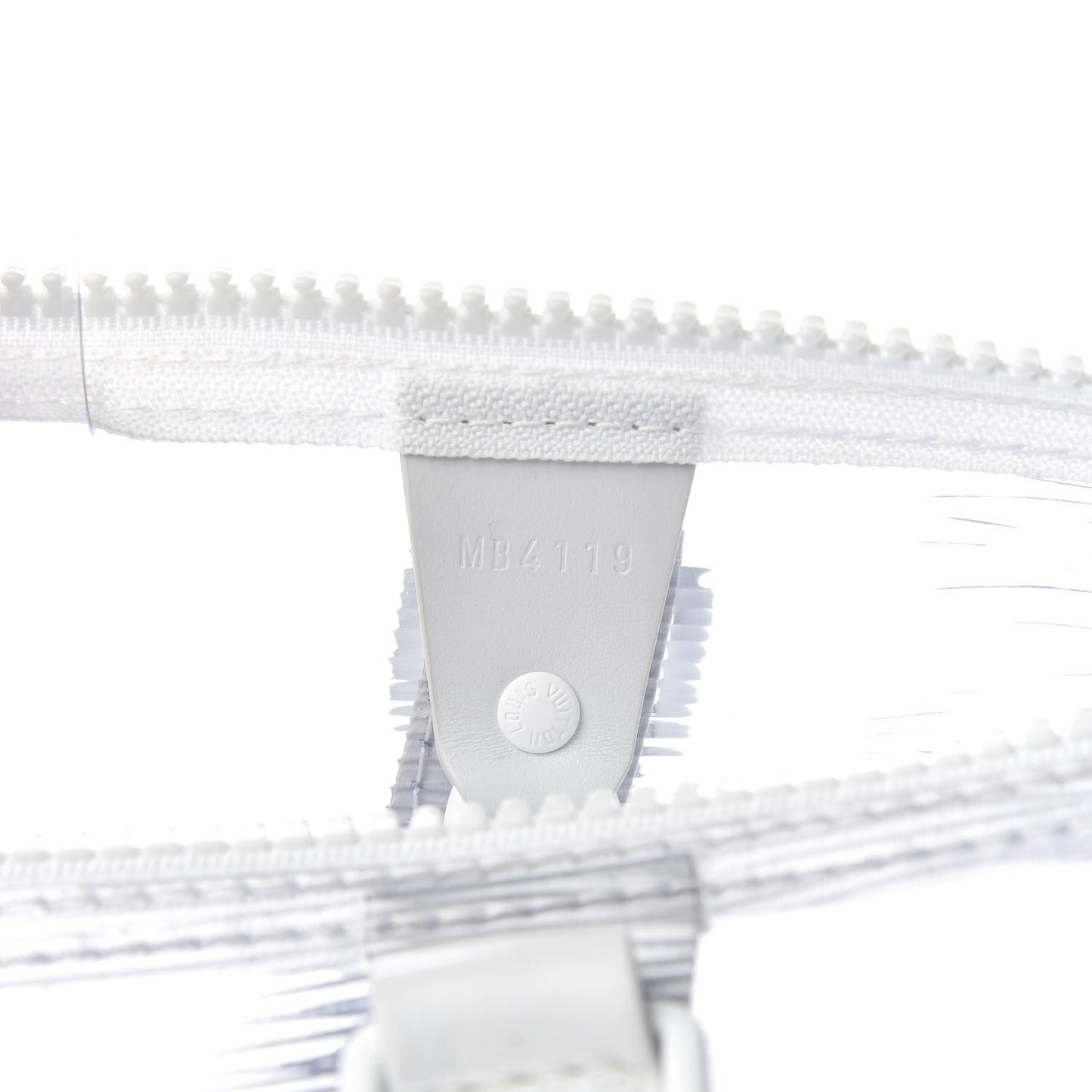 PVC Epi Embossed Wavy Keepall Bandouliere 50 White