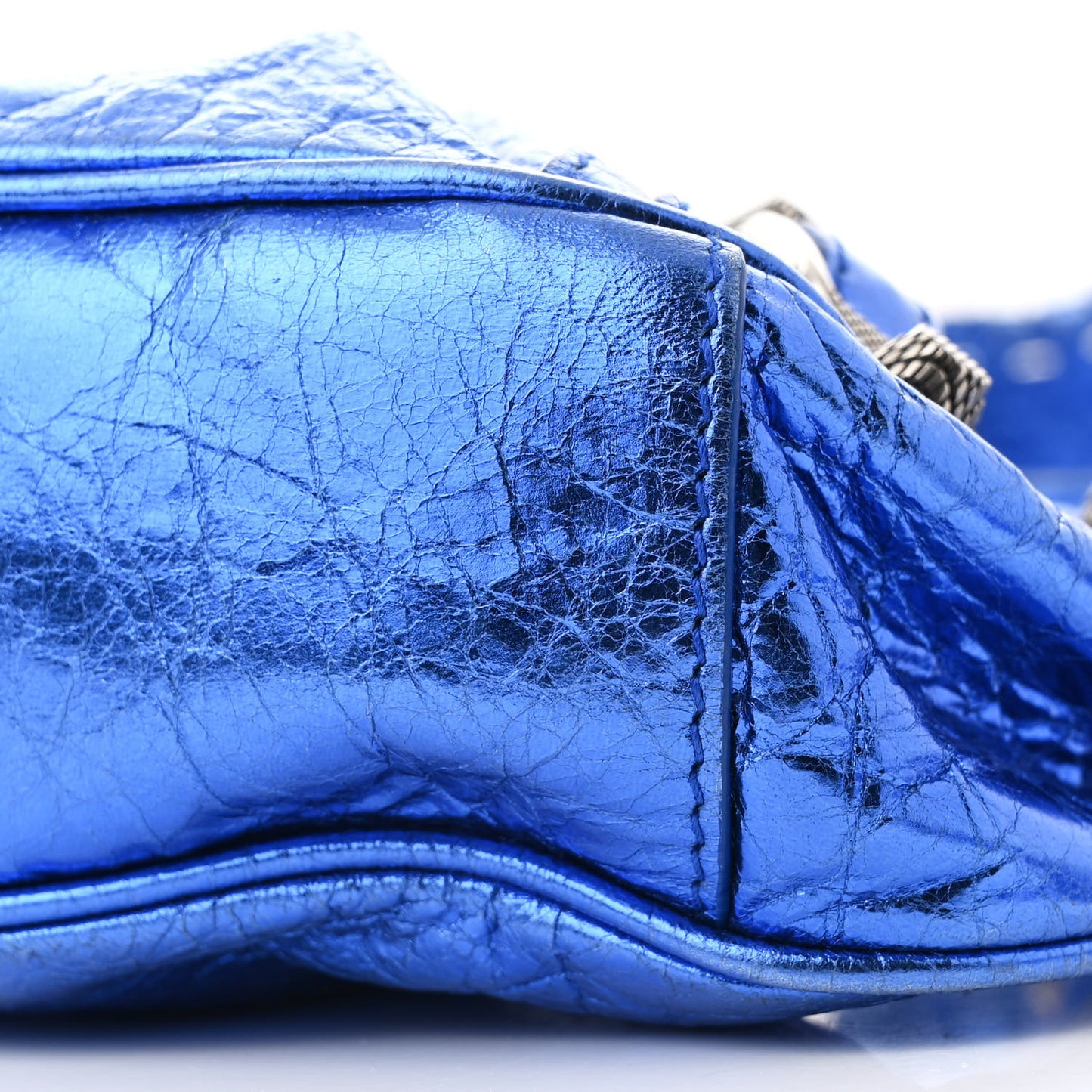 Metallic Arena Agneau Le Cagole Shoulder Bag XS Blue