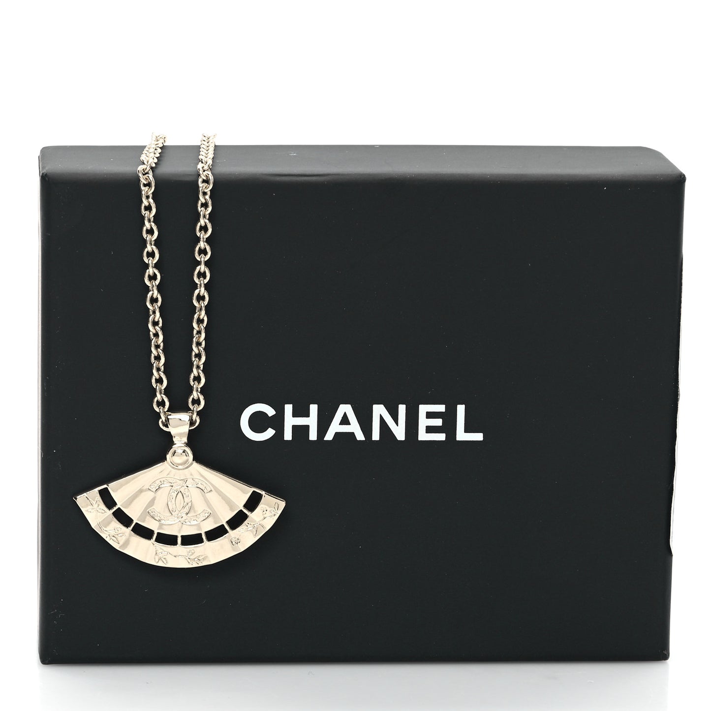 Metal Pearl CC Fan Necklace Gold