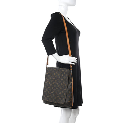 Louis Vuitton Monogram Musette GM 2 of 21