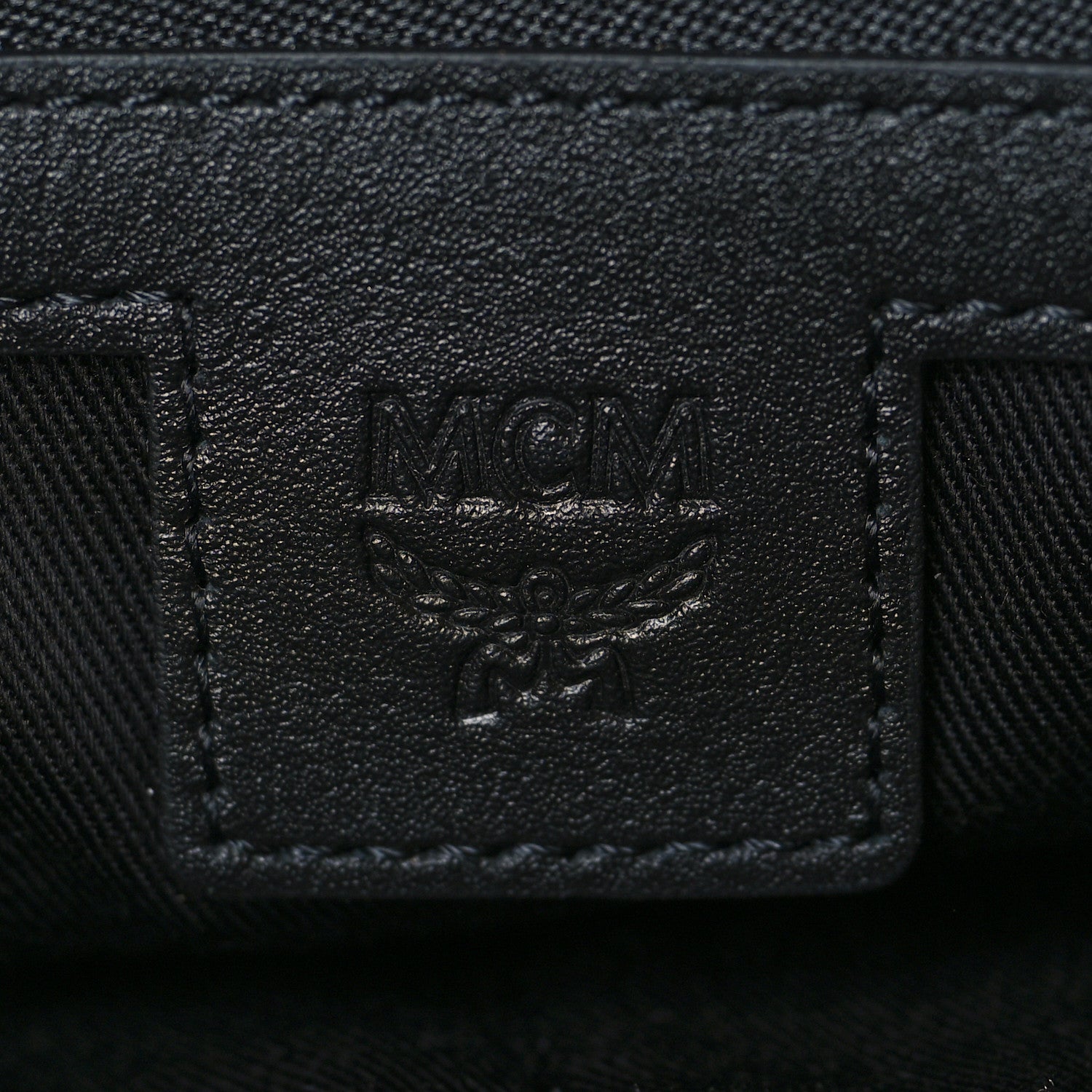 MCM Visetos Floral Leopard Wristlet Zip Pouch Black 6 of 10