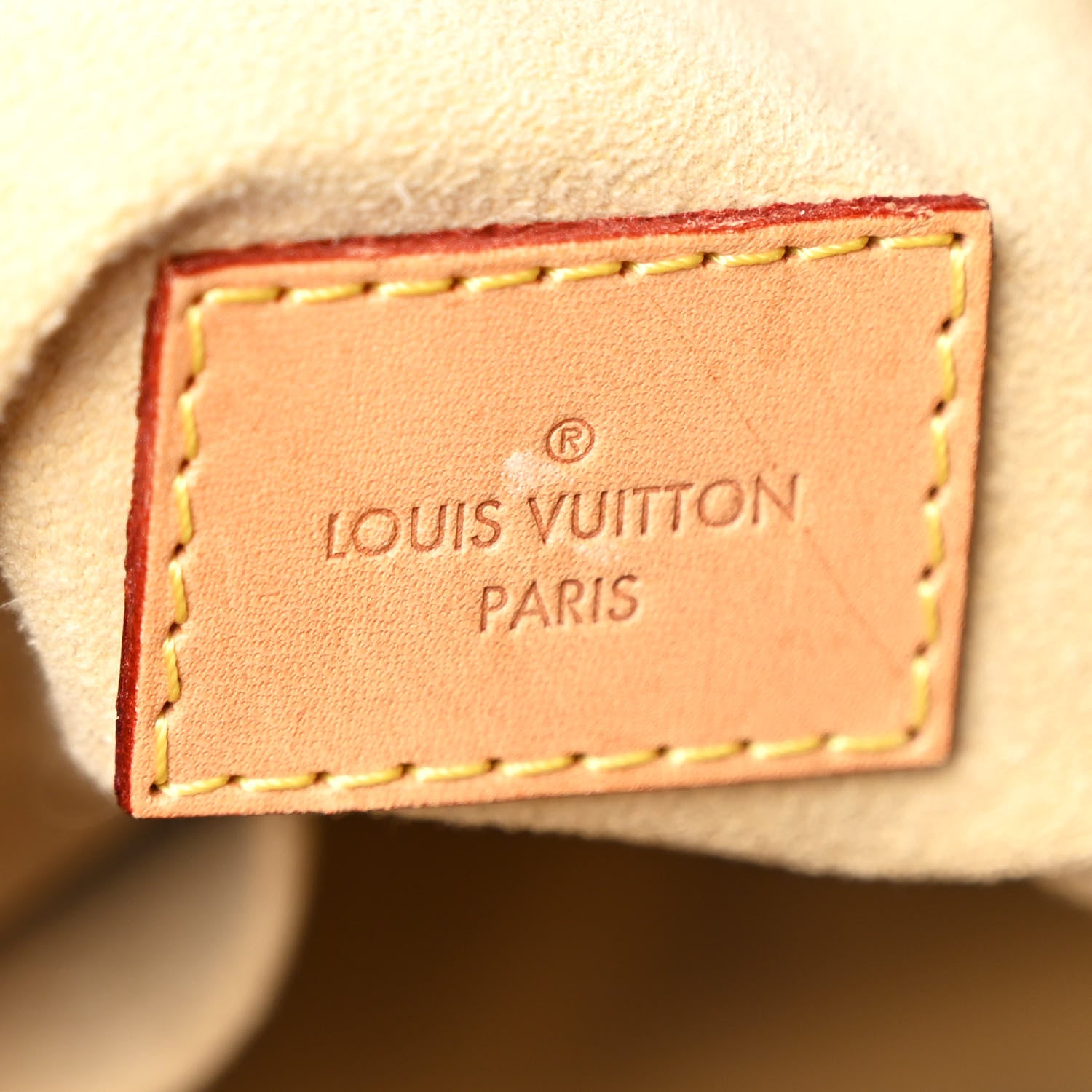 Louis Vuitton Monogram Artsy MM 6 of 11