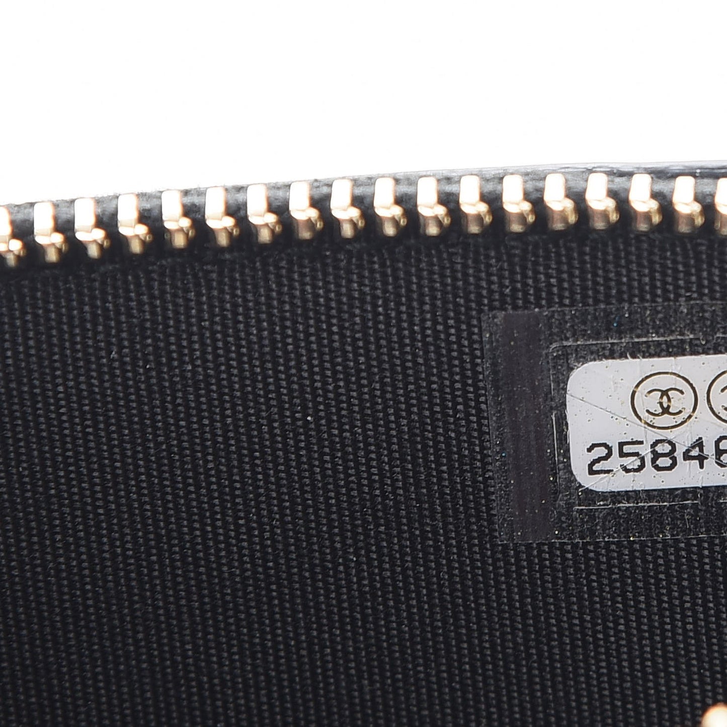Caviar Quilted CC Filigree Clutch With Chain Black