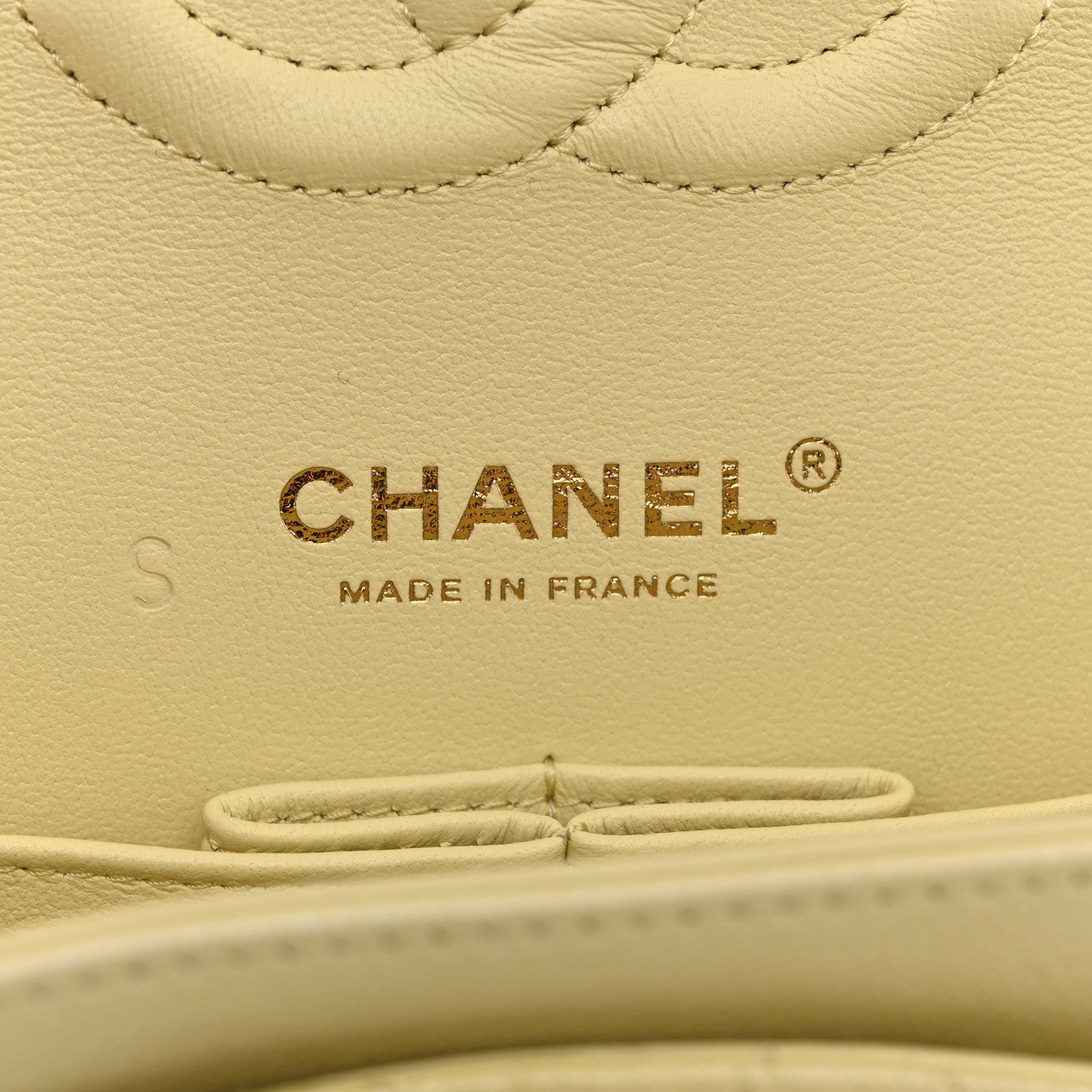 Chanel Cloudy Pearly Goatskin Quilted Medium Double Flap Light