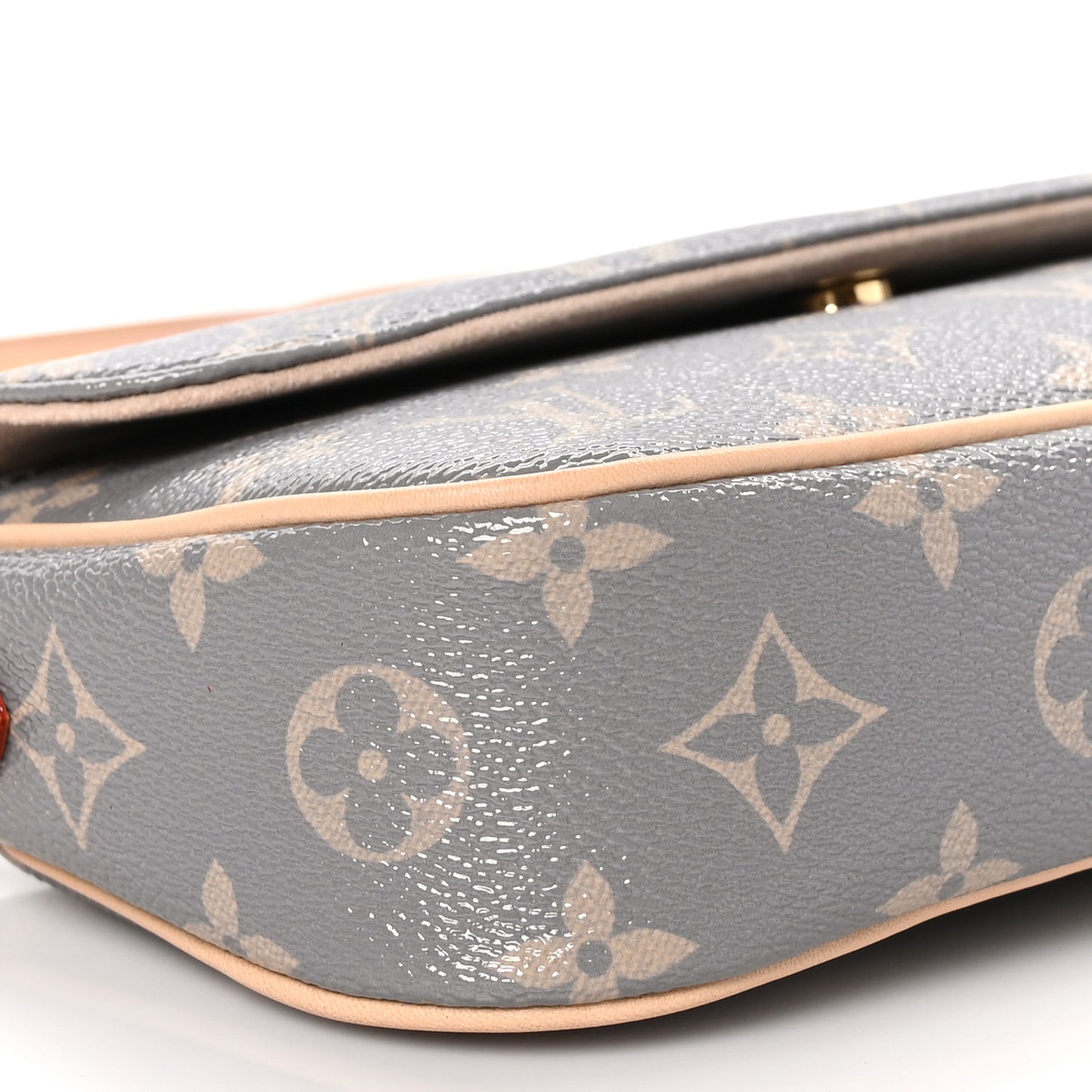 Monogram Ivy Wallet On Chain Trianon Gray