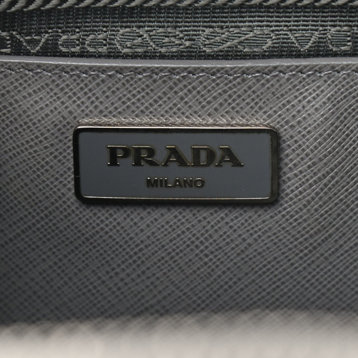 Saffiano Lux Bi-Color Promenade Tote Marmo Argilla