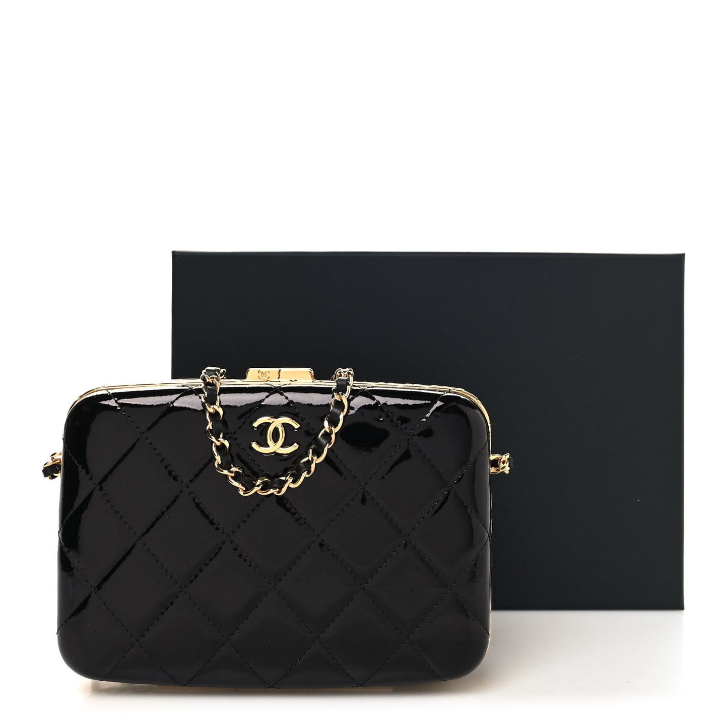 Glazed Goatskin Quilted Box With Chain Black