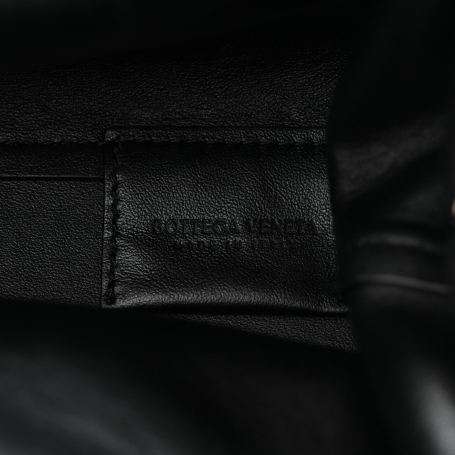 Bottega Veneta Calfskin Small The Point Triangle Bag Black 6 of 9