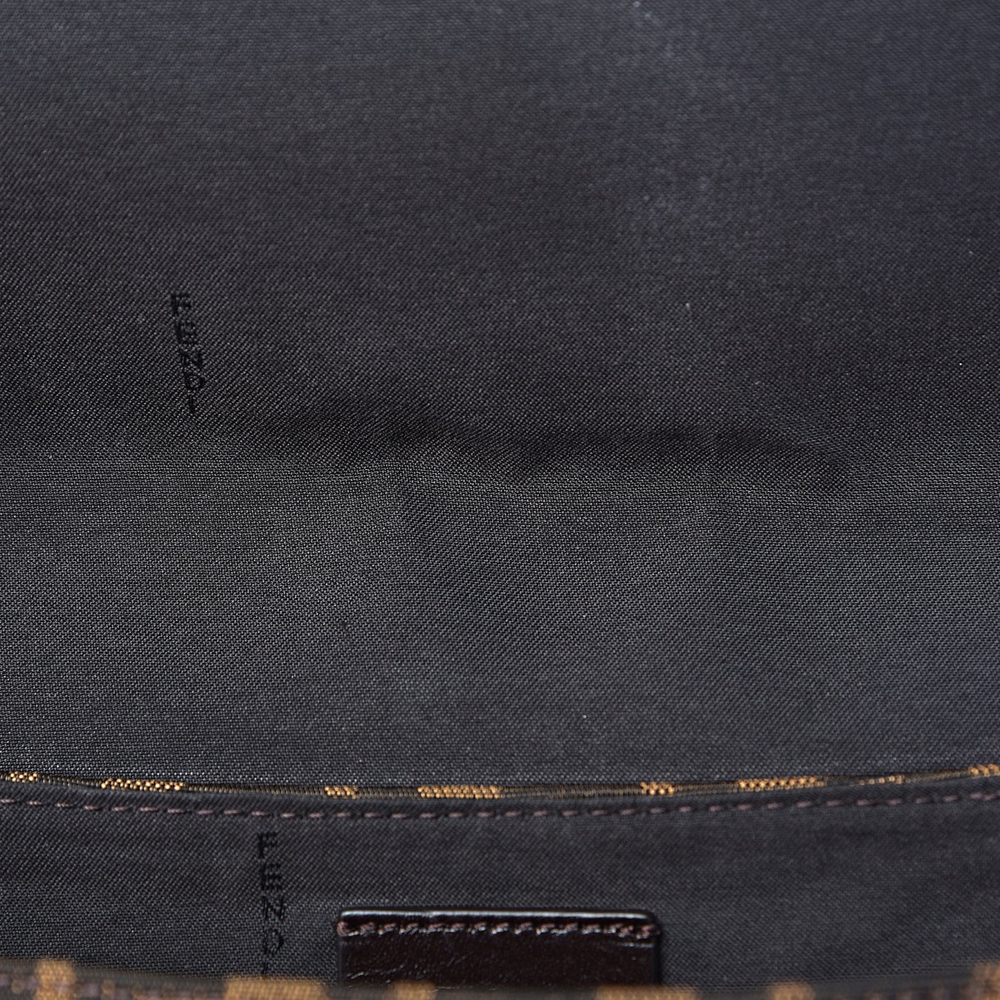 Zucca Vitello Artic Messenger Bag Tobacco Castagna