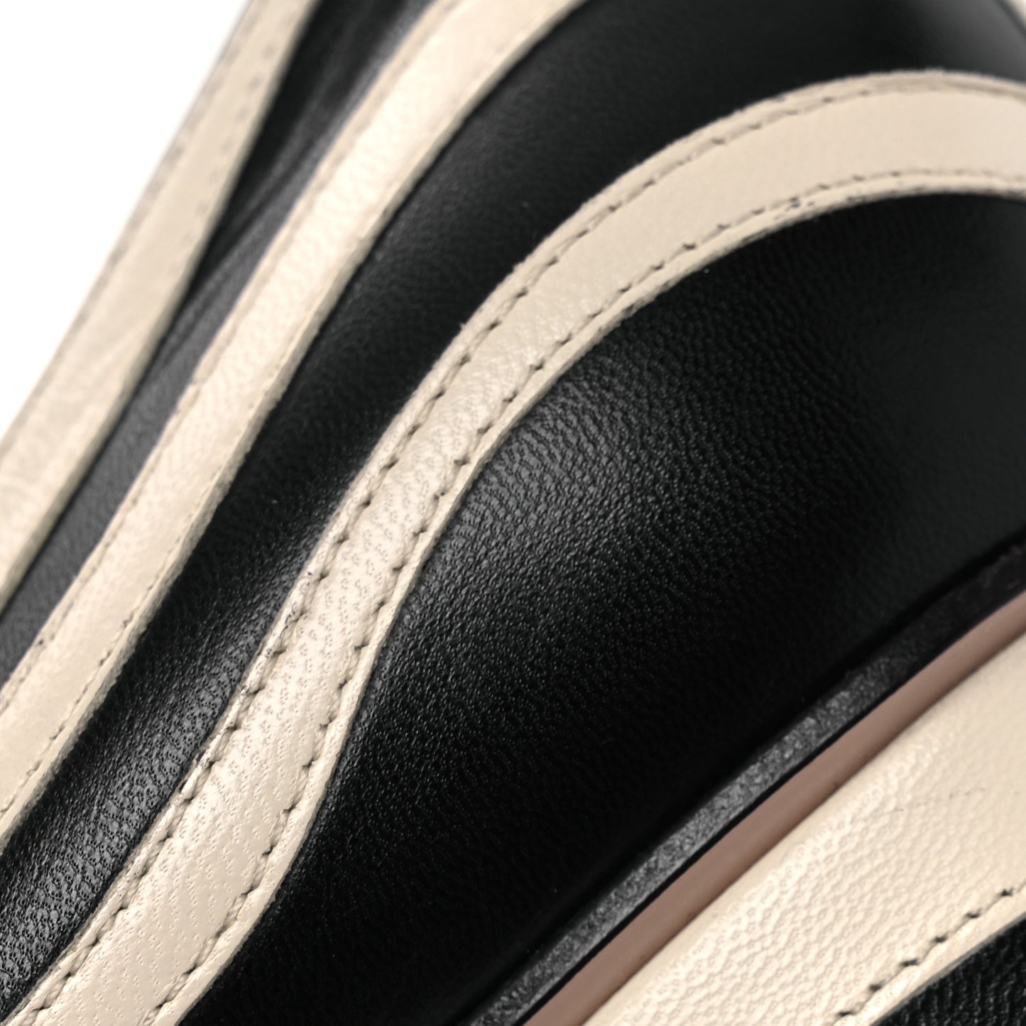 Malaga Kid Zebra Inlay GG Marmont Fringe Loafer 50mm Pumps 39.5 Mystic White Black