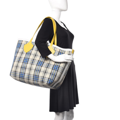 Burberry Vintage Check Large The Giant Reversible Tote Yellow 3 of 22