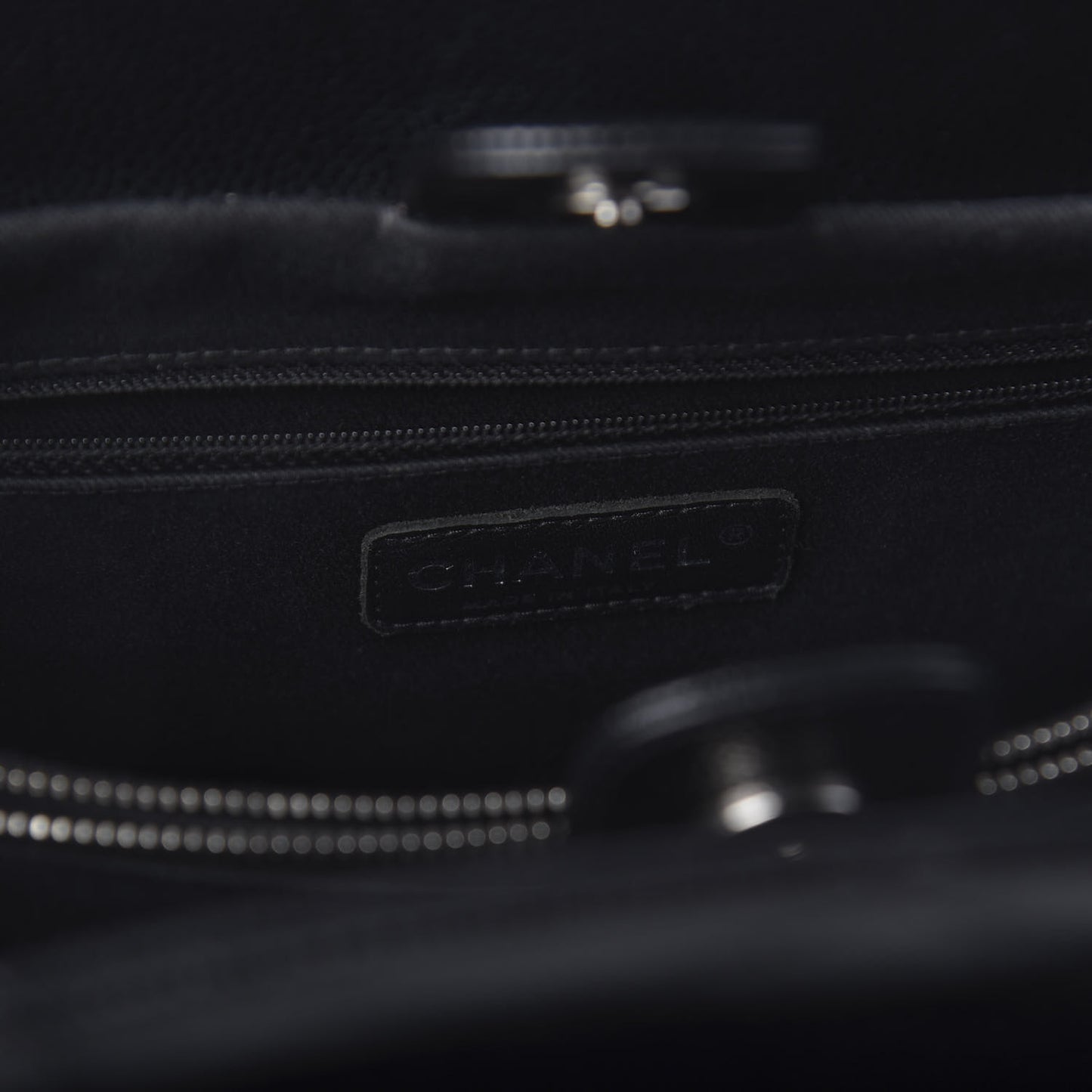 Soft Caviar CC Medium Top Handle Tote Black