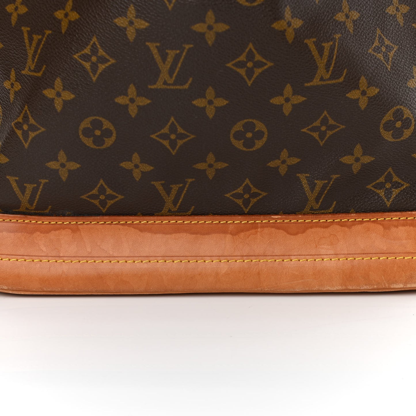Monogram Noe