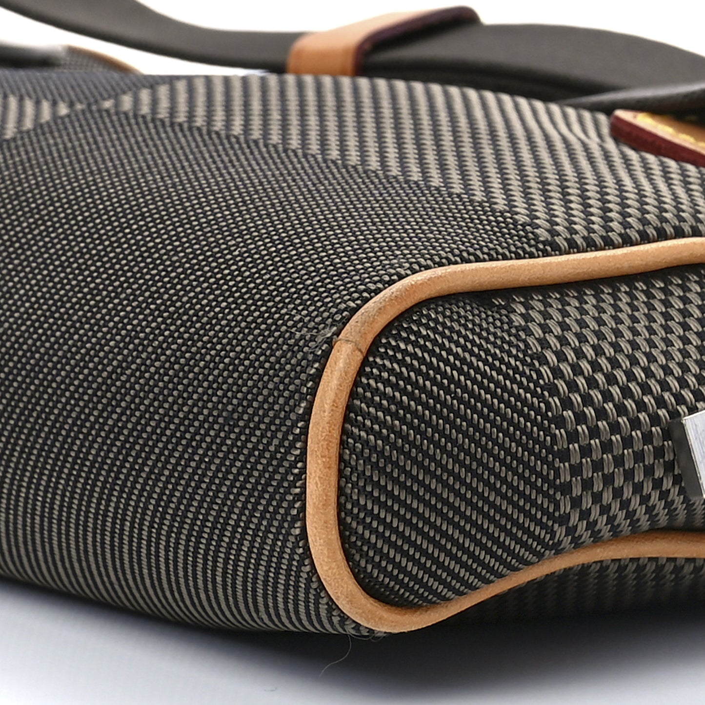 Damier Geant Acrobat Terre