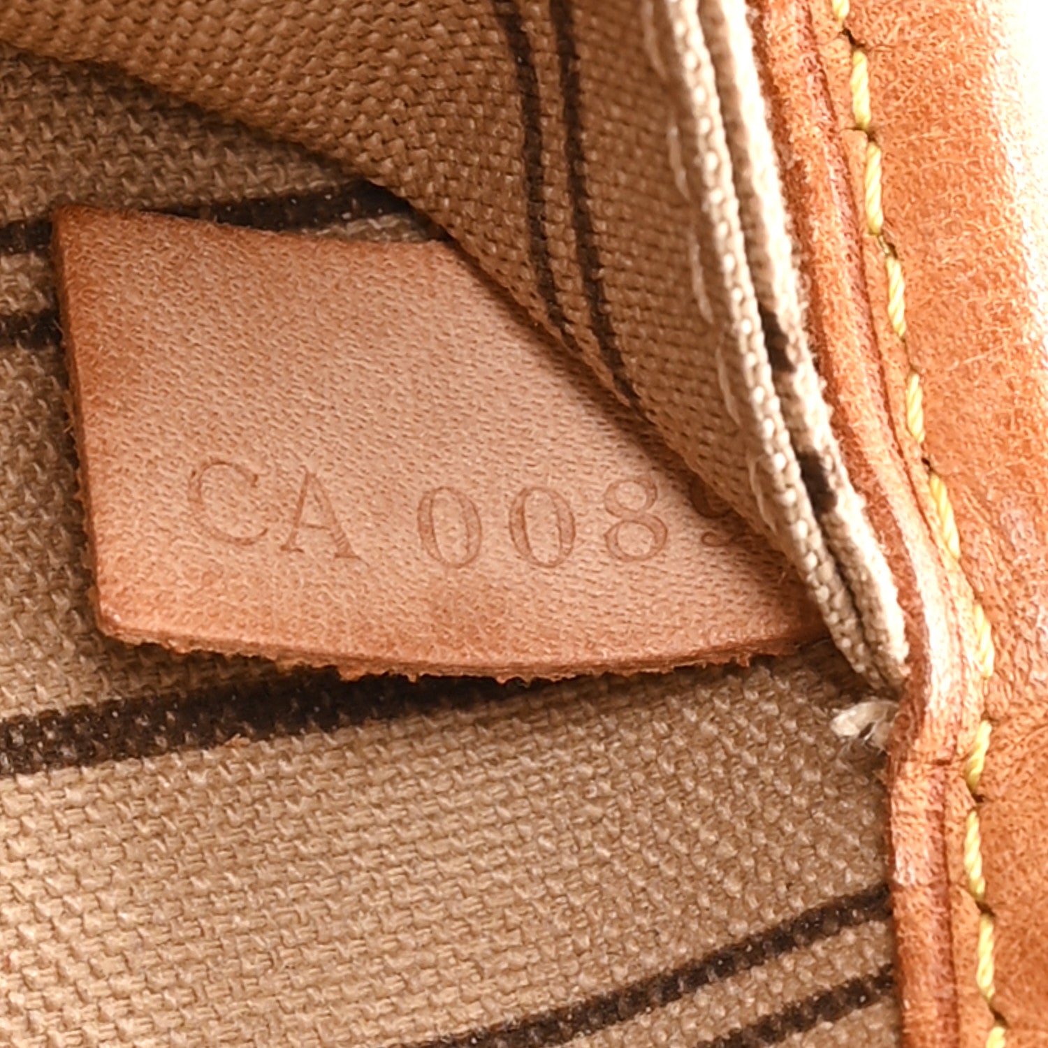 Louis Vuitton Monogram Neverfull MM 7 of 10