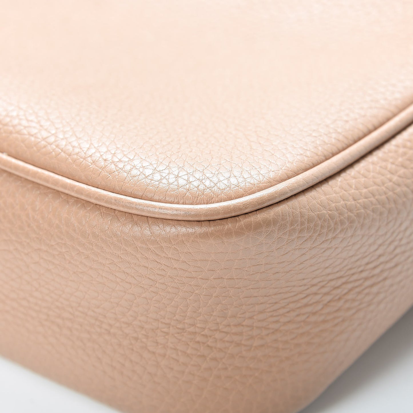 Pebbled Calfskin Small Soho Disco Bag Rose Beige