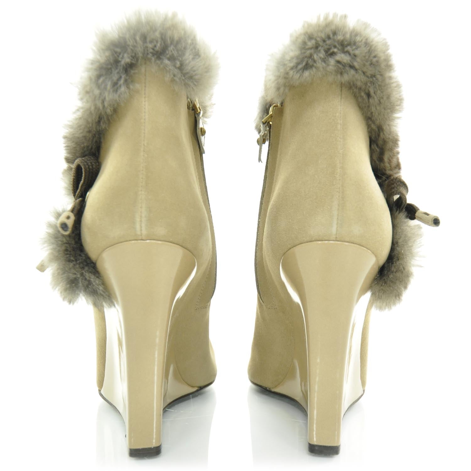 Louis Vuitton Suede Rabbit Fur Glacier Boots 39 4 of 9
