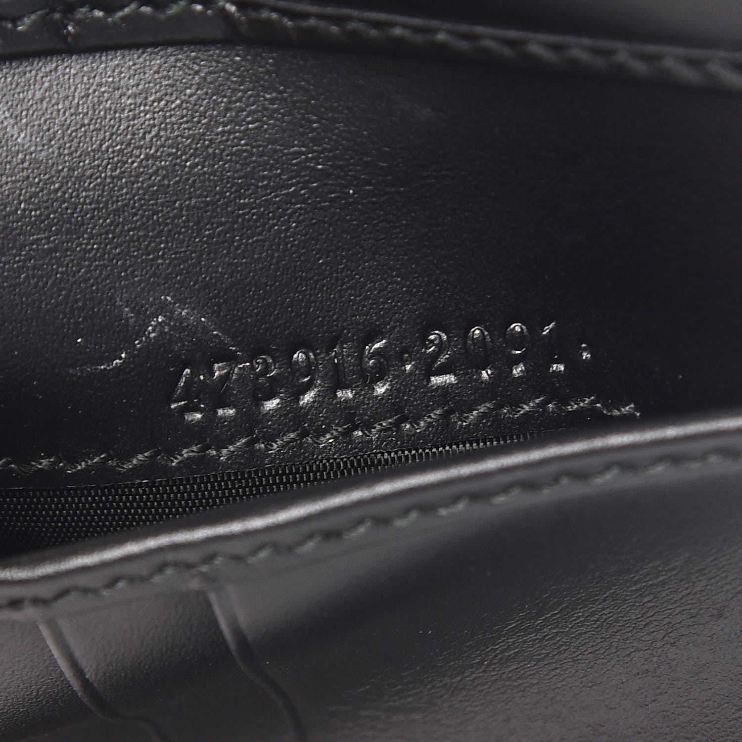 Gucci Guccissima Signature Dorian Bi-Fold Wallet Black 7 of 10