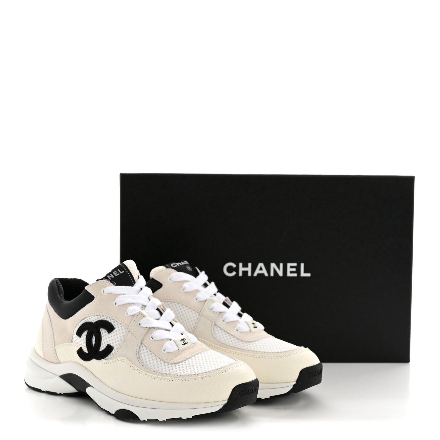 Mesh Suede Grained Calfskin Womens CC Sneakers 38.5 White Black