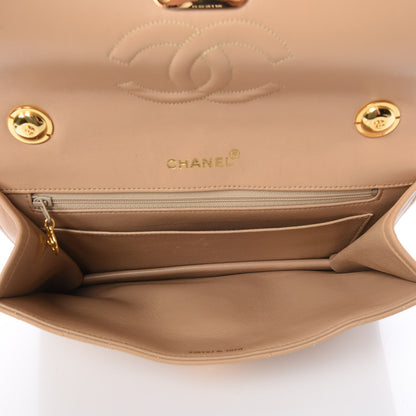 Chanel Lambskin Chevron Flap Beige 6 of 13