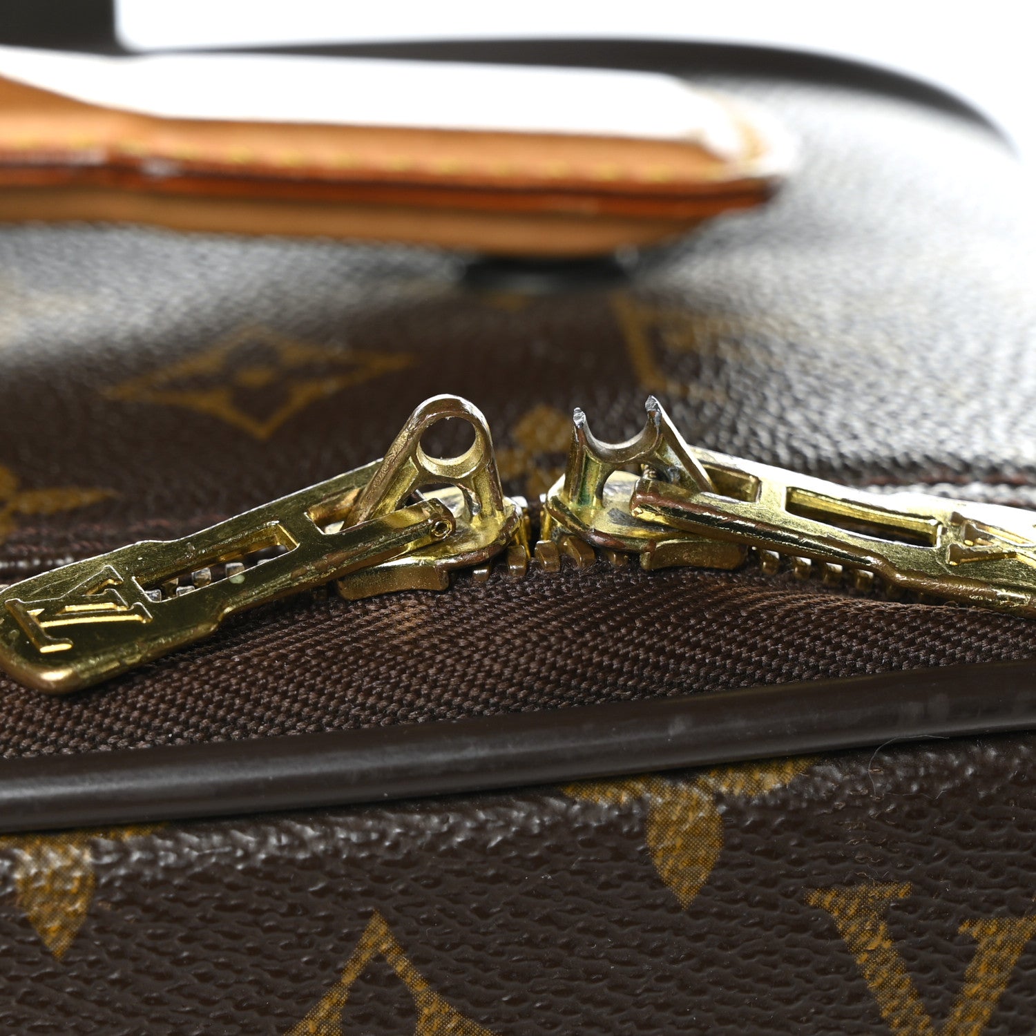 Louis Vuitton Monogram Pegase 45 16 of 16
