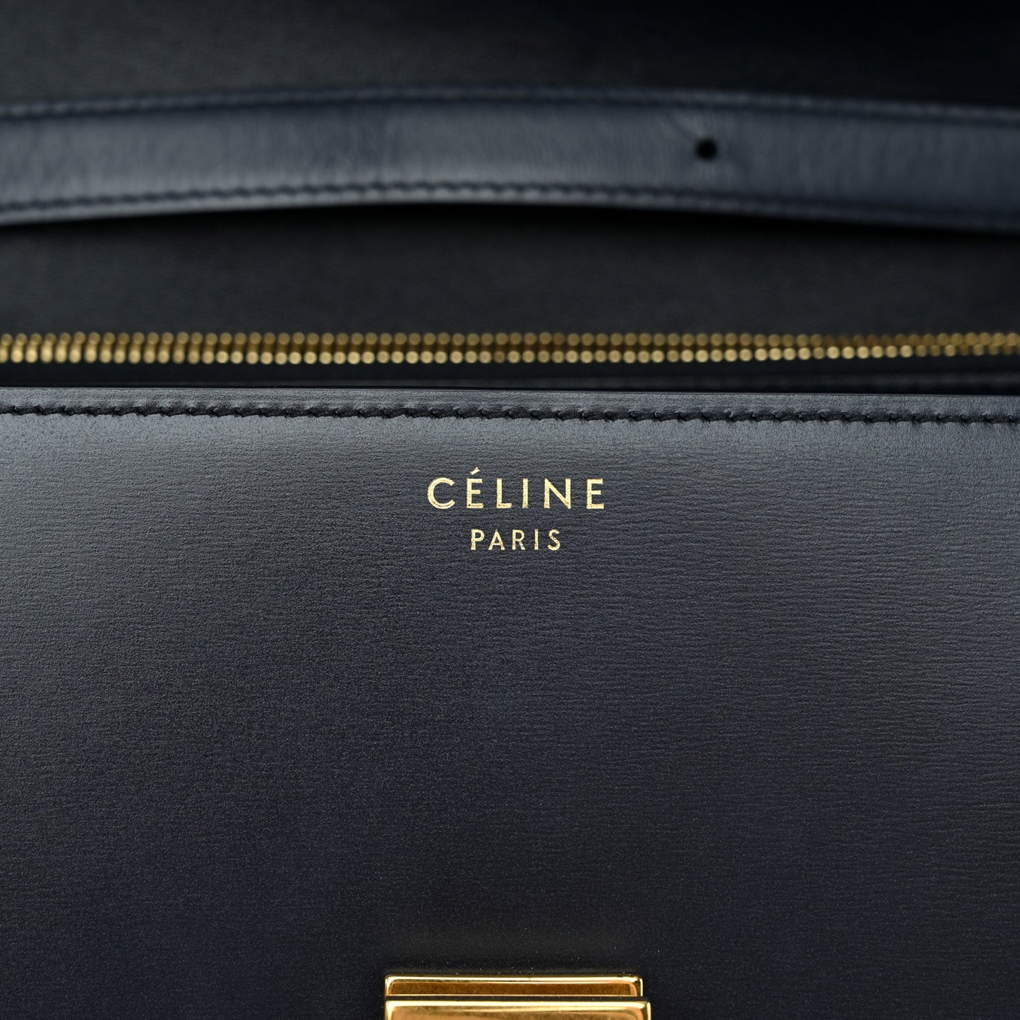Box Calfskin Medium Classic Box Flap Bag Navy