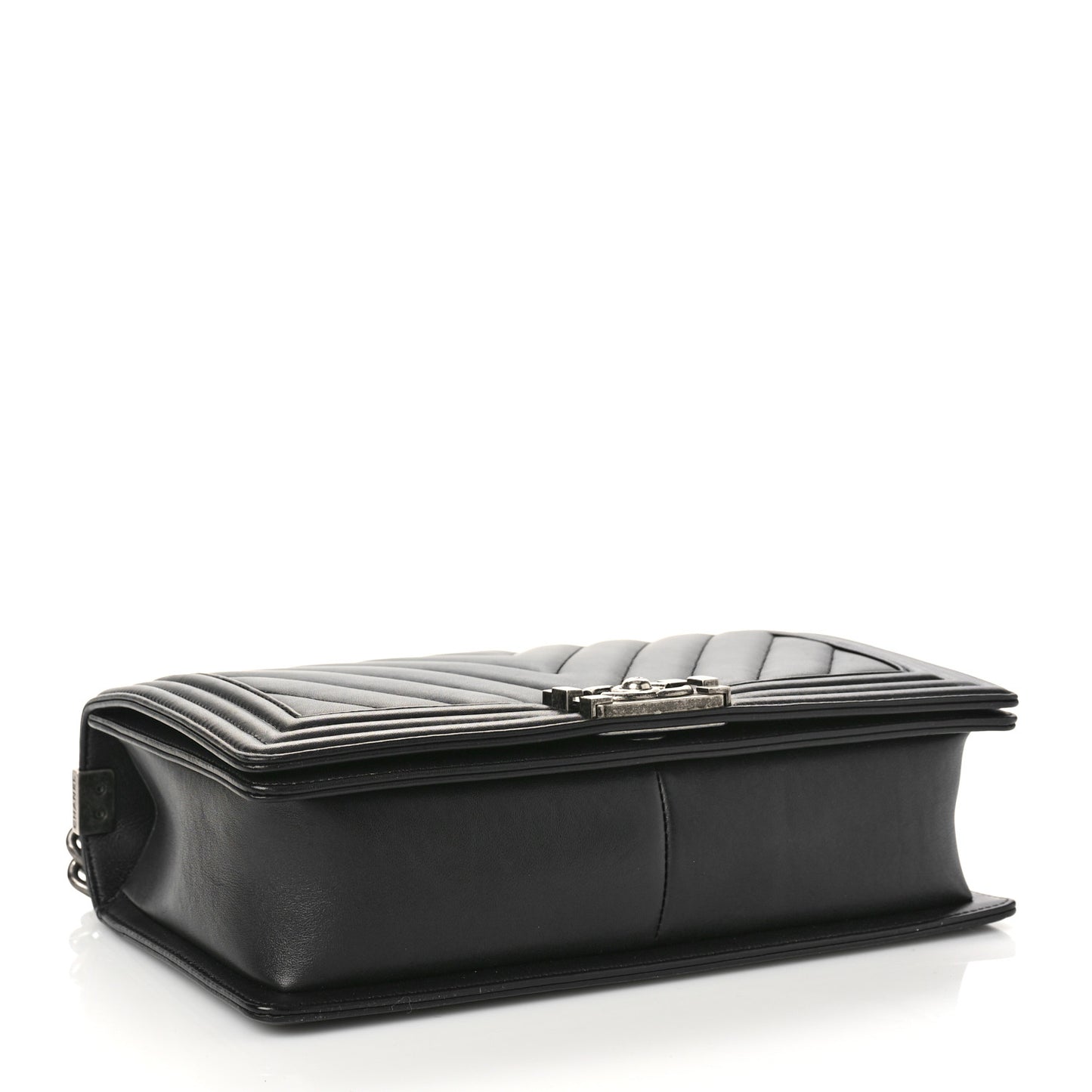 Calfskin Chevron Quilted Medium Boy Flap Black