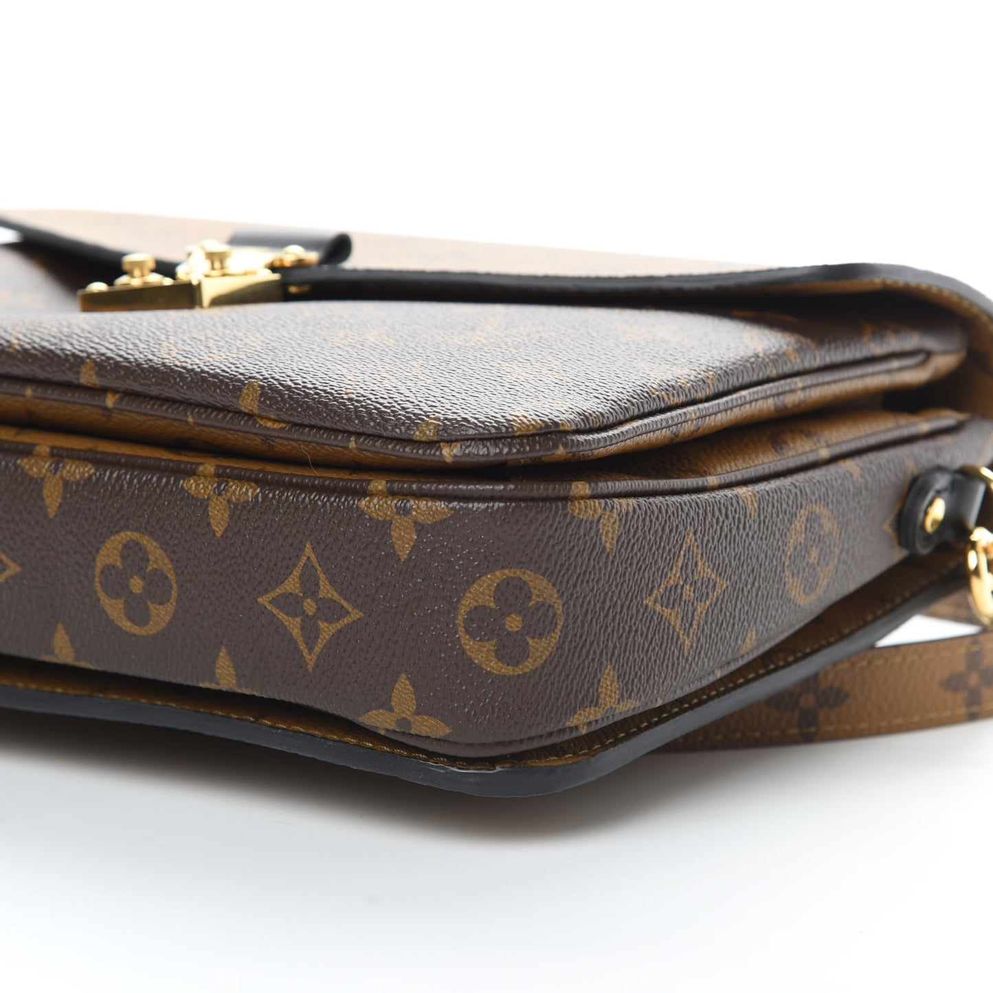 Reverse Monogram Pochette Metis