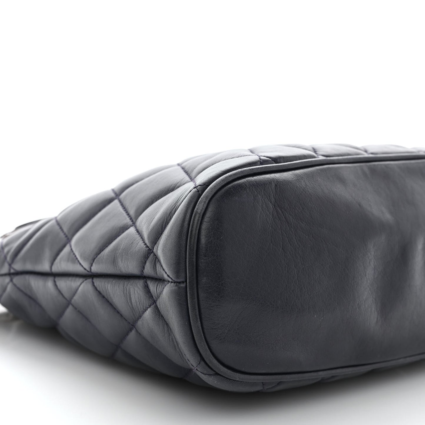 Lambskin Quilted Shoulder Bag Navy