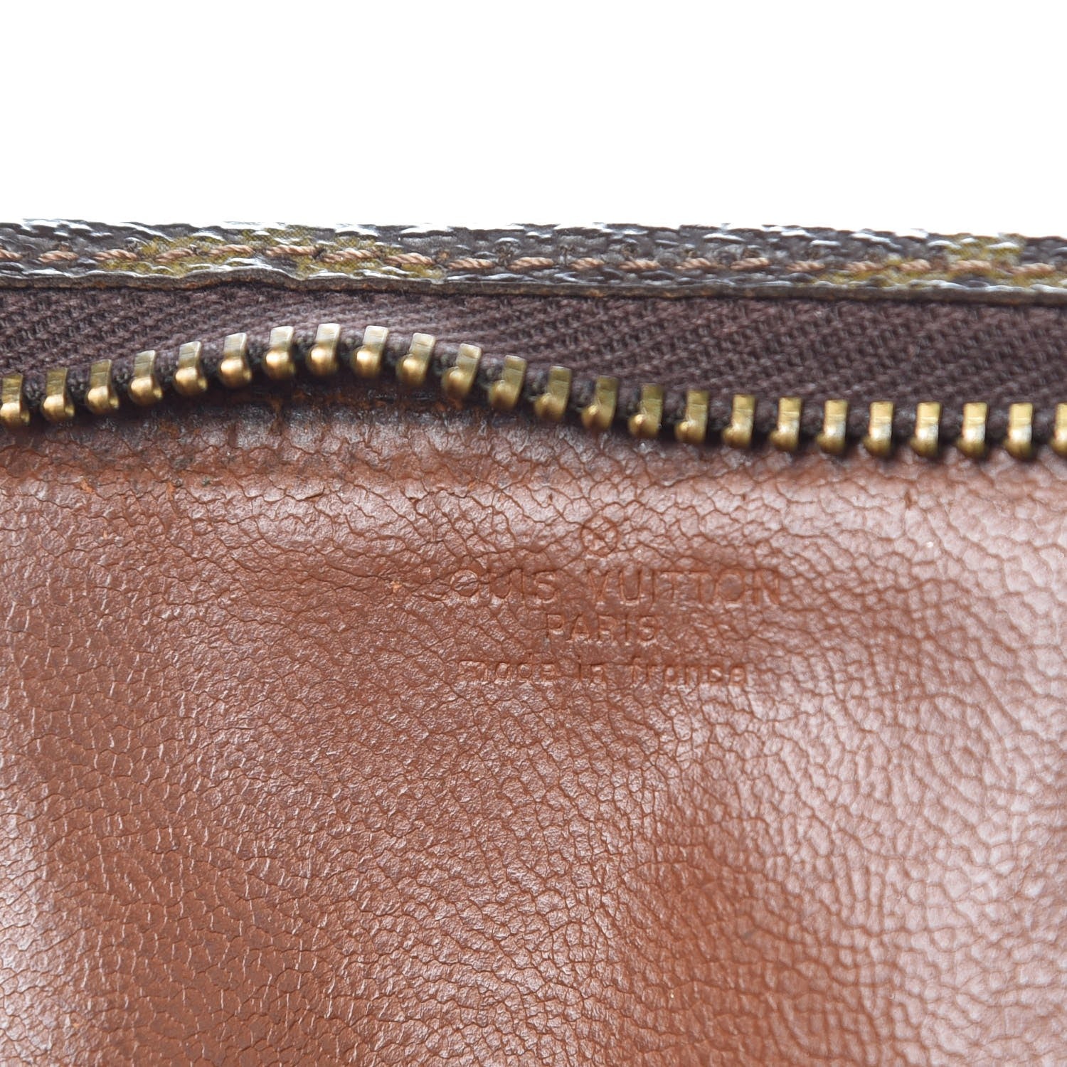Louis Vuitton Monogram Toiletry Pouch 19 11 of 13