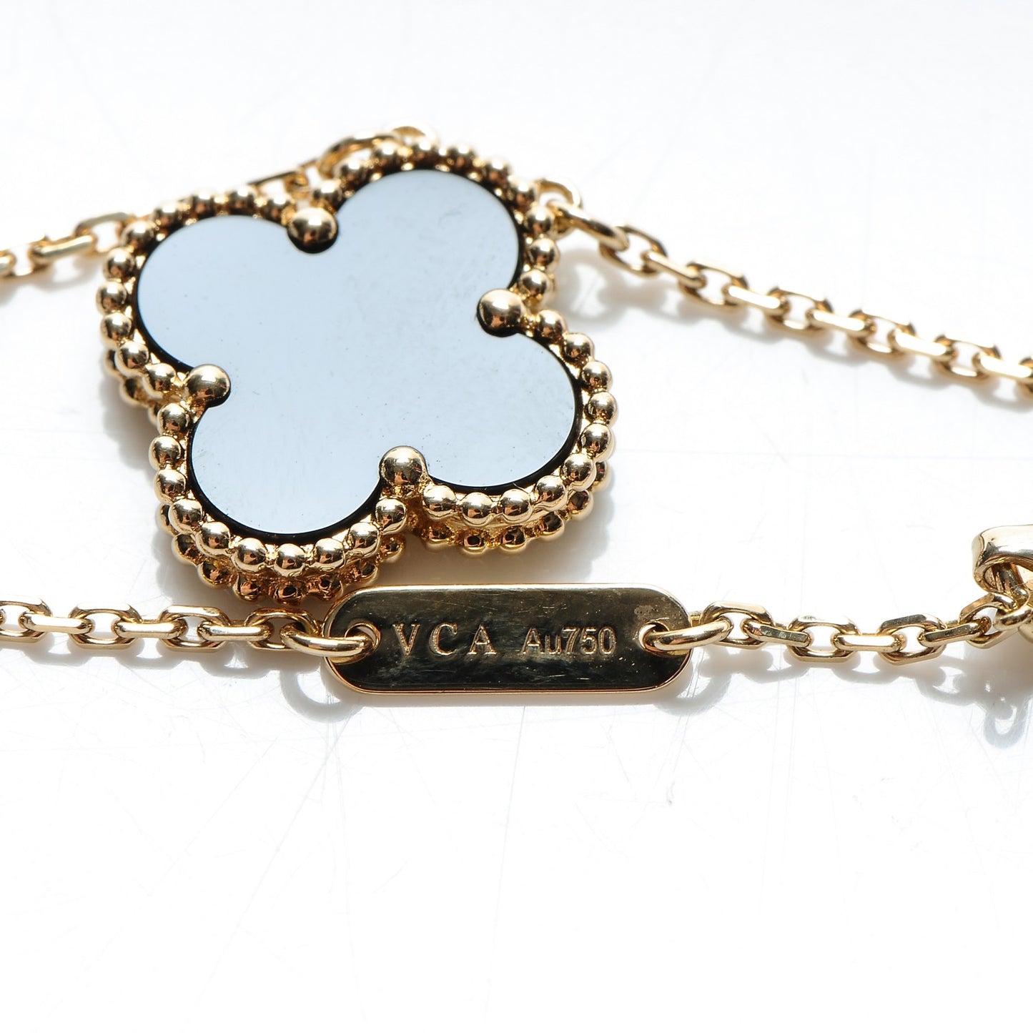 18K Yellow Gold Black Onyx Vintage Alhambra Pendant Necklace