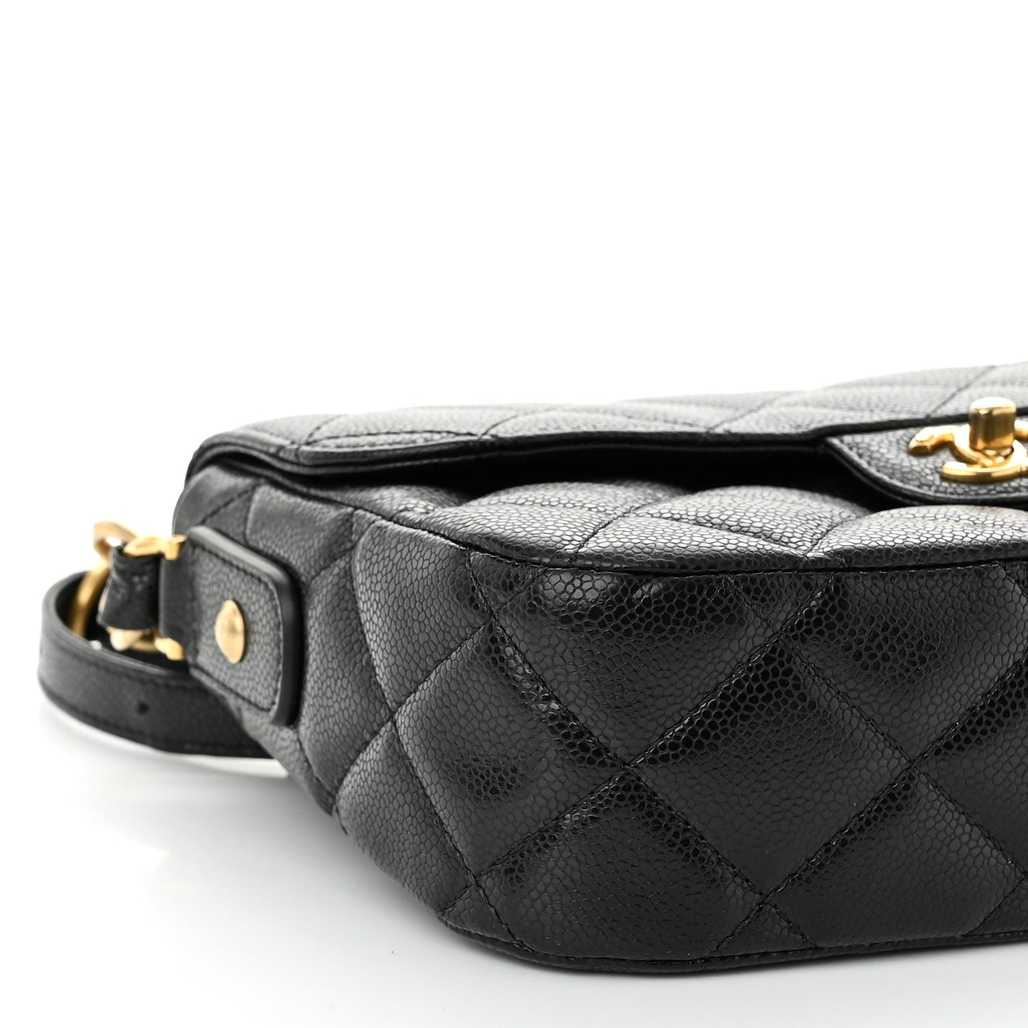 Caviar Quilted Chain Flap Black