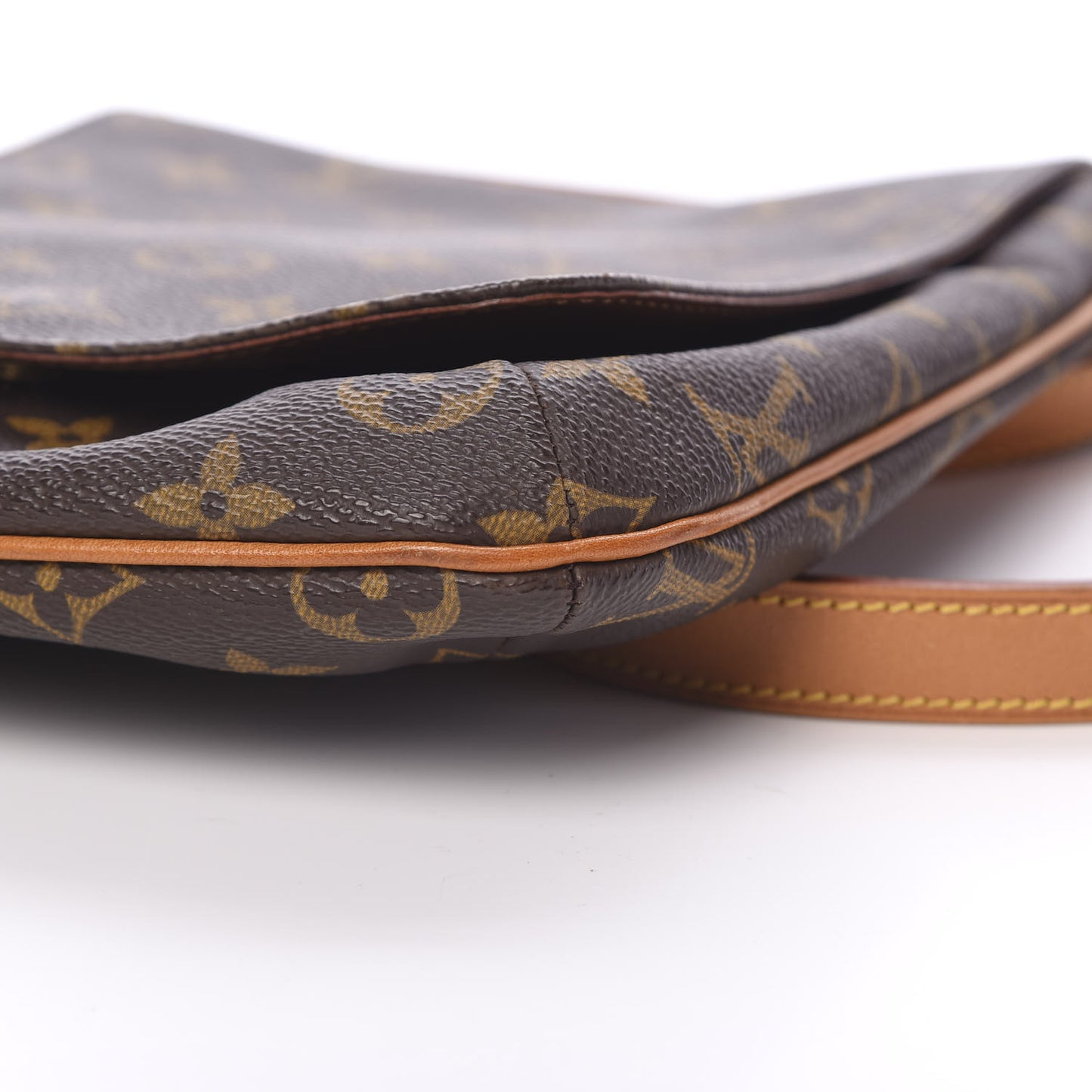 Monogram Musette Salsa