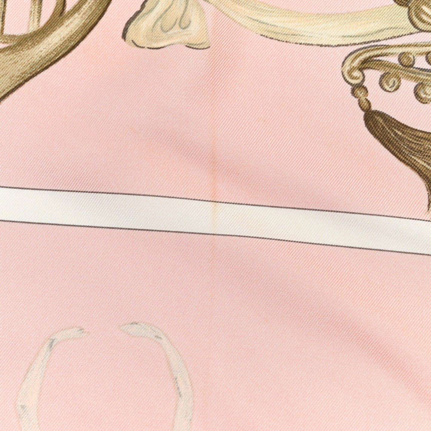 Silk La Danse Du Cheval Scarf 90 Rose Sable Blanc