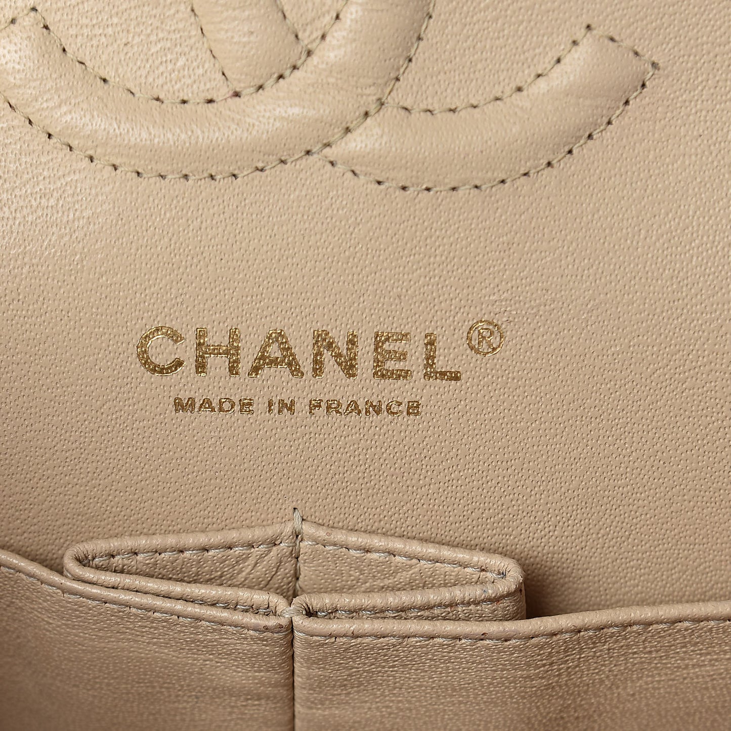 Caviar Quilted Medium Double Flap Beige Clair