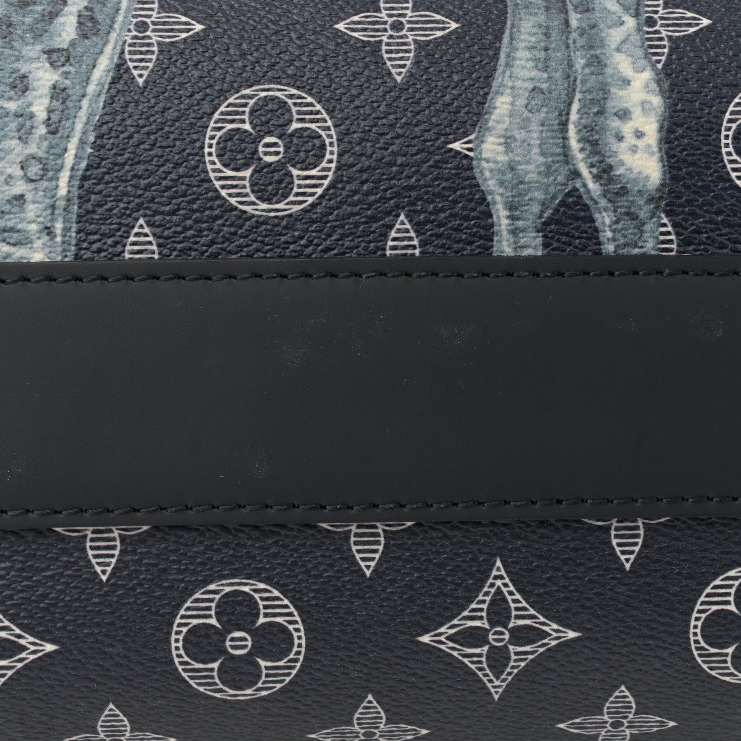 Louis Vuitton Savane Monogram Chapman Atlas Tote Ink 10 of 11