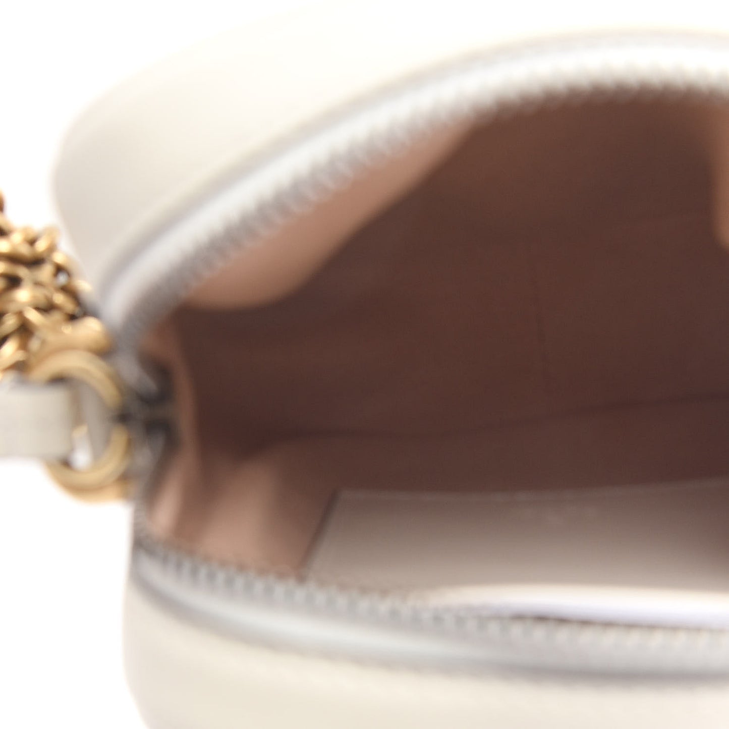 Calfskin Matelasse Mini GG Marmont Crossbody Bag White