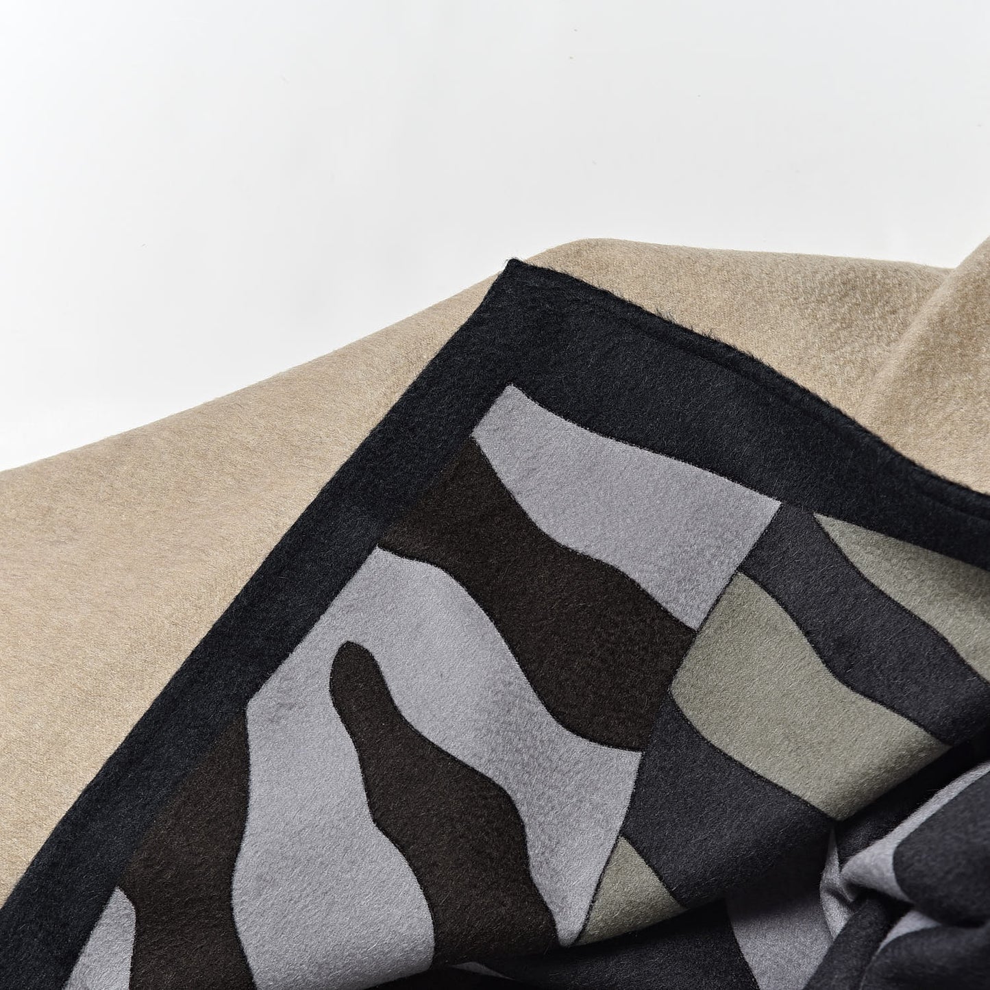Cashmere Silk Zebra Blanket