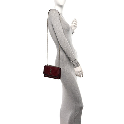 Saint Laurent Calfskin Crocodile Embossed Monogram Sunset Chain Wallet Rouge Legion 2 of 12