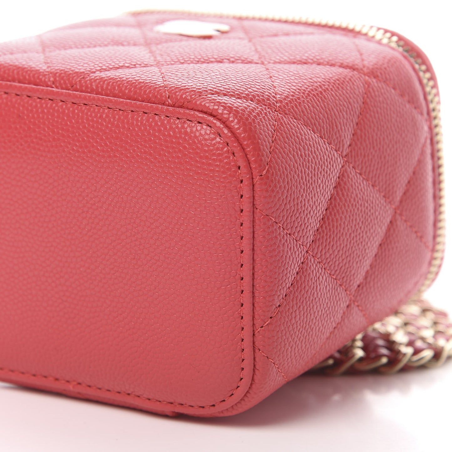 Caviar Quilted Mini Vanity Case With Chain Red