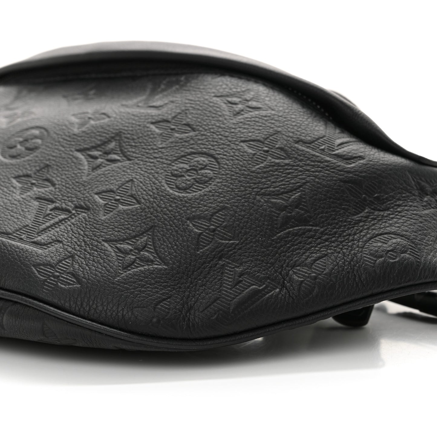 Calfskin Monogram Shadow Discovery Bumbag Black